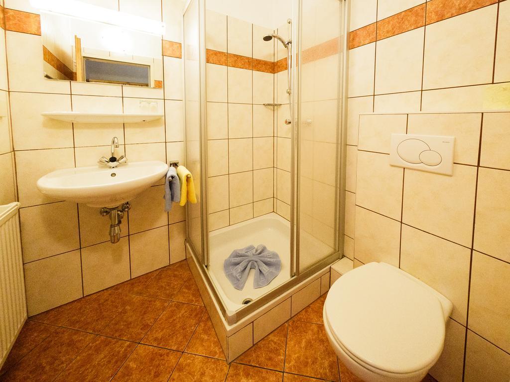 Pension Regia Velden am Wörthersee Zimmer foto